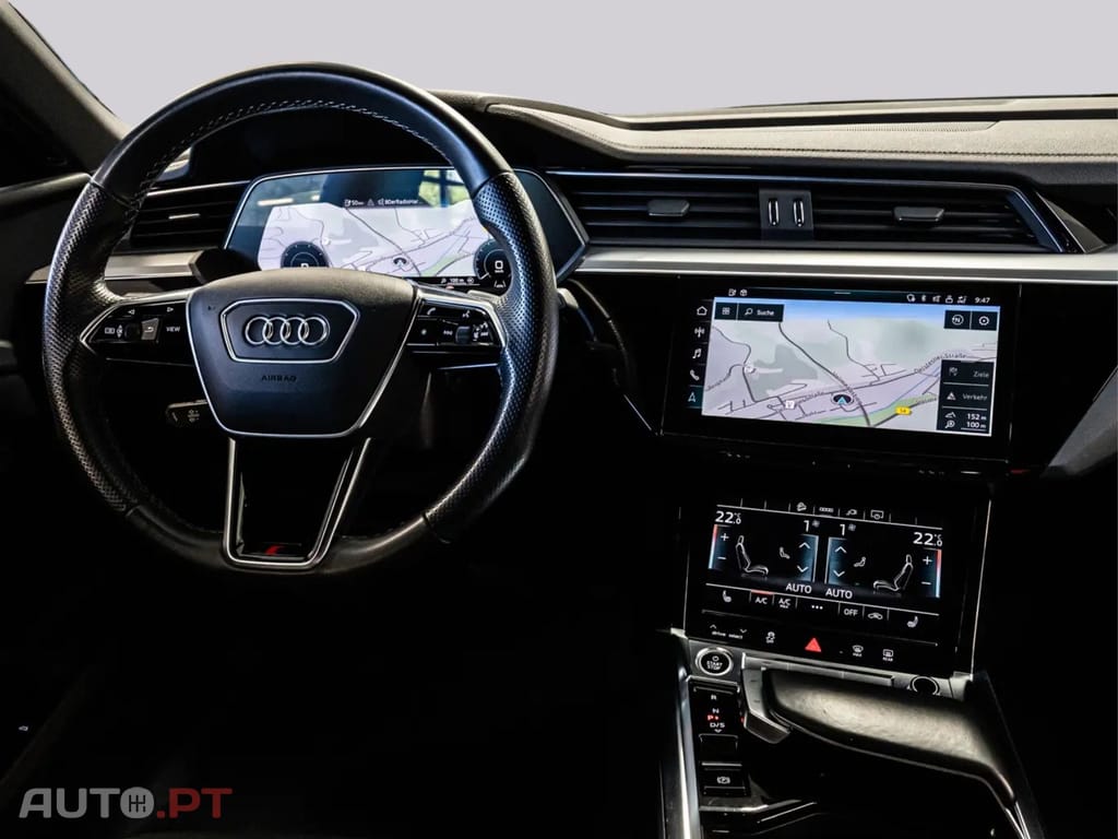 Audi E-Tron I.V.A DEDUTÍVEL 50 S LINE
