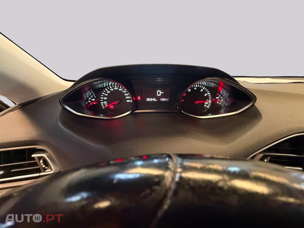 Peugeot 308 1.2 e-THP Allure
