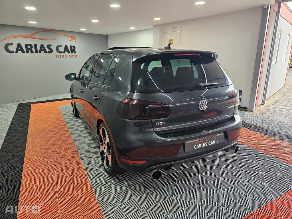 Volkswagen Golf 2.0 GTI DSG