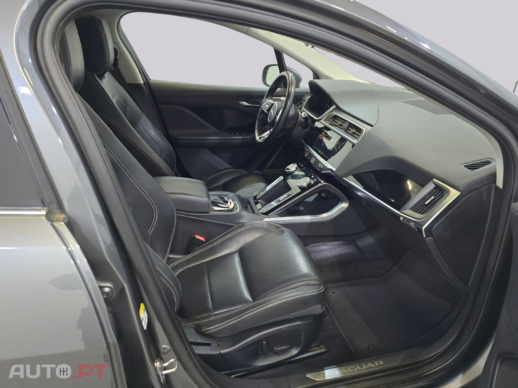 Jaguar I-Pace EV400 AWD