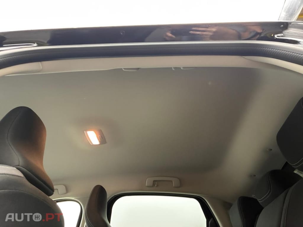 Renault Arkana 1.6 E-Tech Business