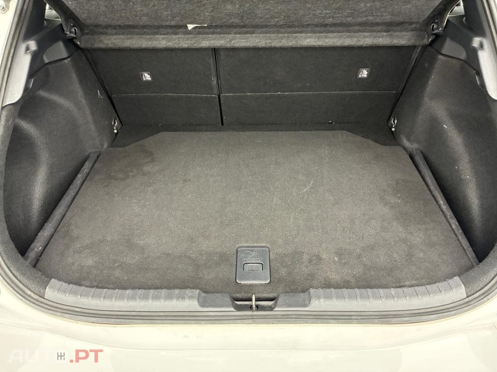Toyota Corolla Pro 1.8 Hybrid Dynamic Business + Stage Academy