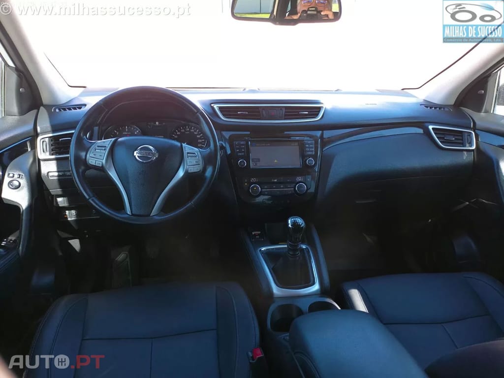 Nissan Qashqai 1.5 dCi Tekna Premium Pele
