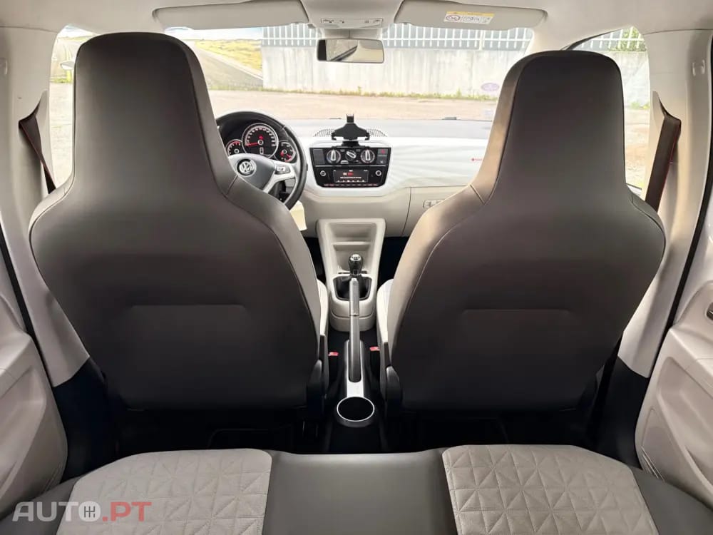 Volkswagen Up! 1.0 Move Up! beats