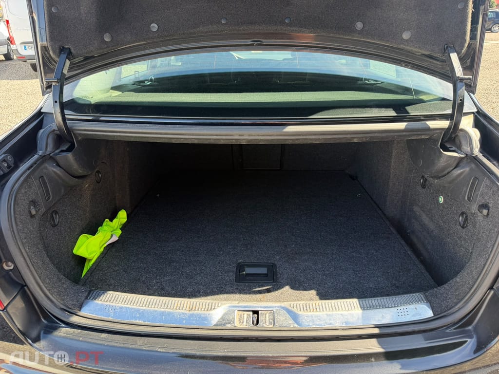 Skoda Superb 1.6 TDi Ambition
