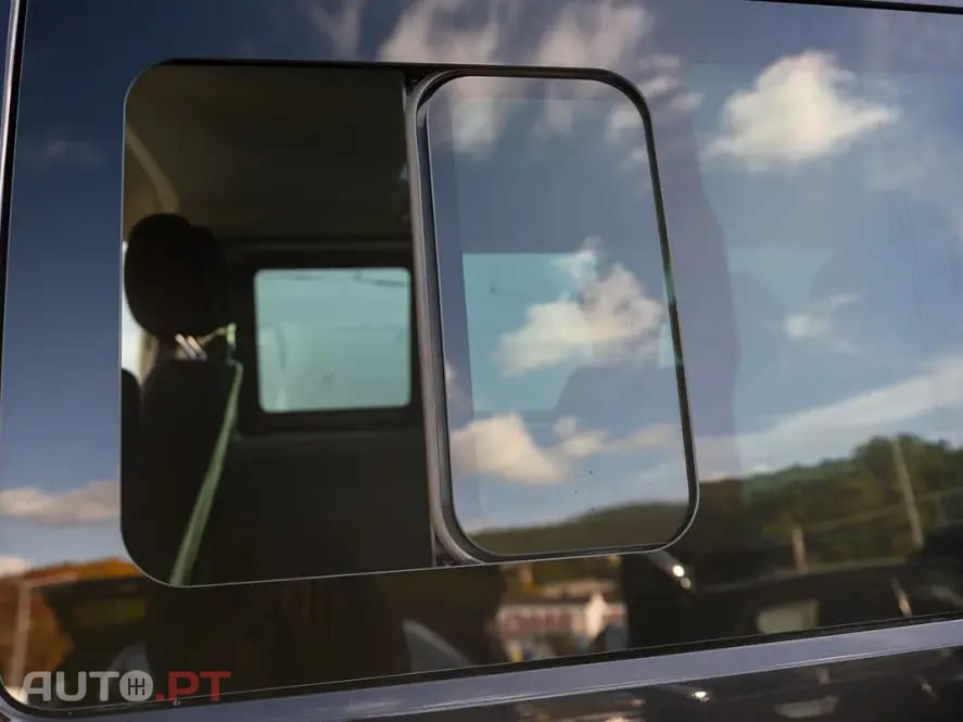 Volkswagen Caravelle 2.0 TDi CD Longa Extra AC