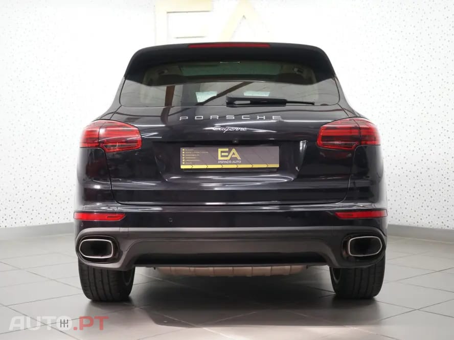 Porsche Cayenne 3.0 V6