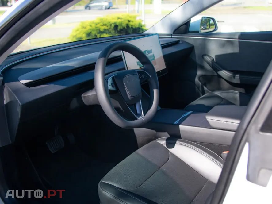 Tesla Model 3 Tração Traseira Premium