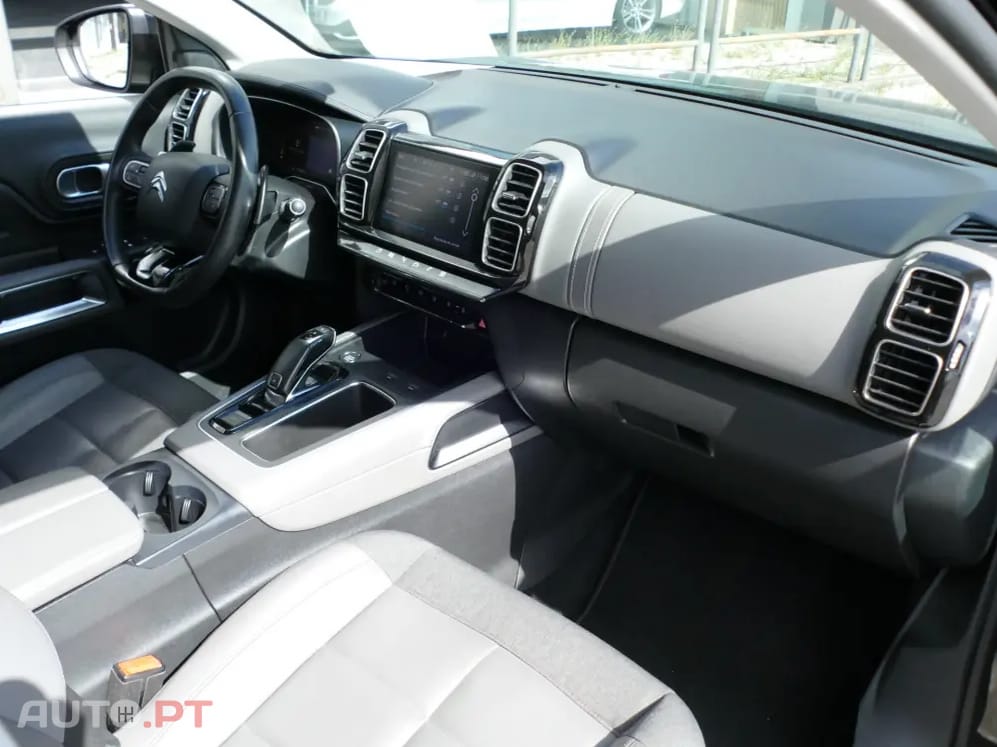 Citroen C5 Aircross 1.2 PureTech Shine EAT8