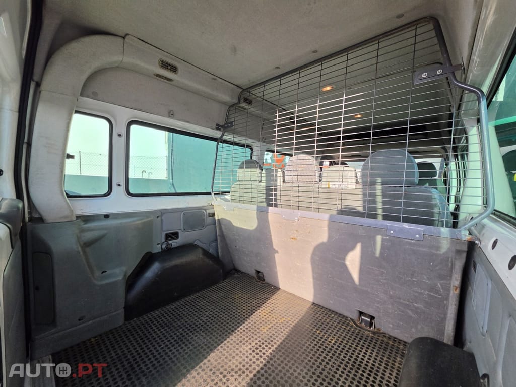 Ford Transit 280S 2.2 TDCi