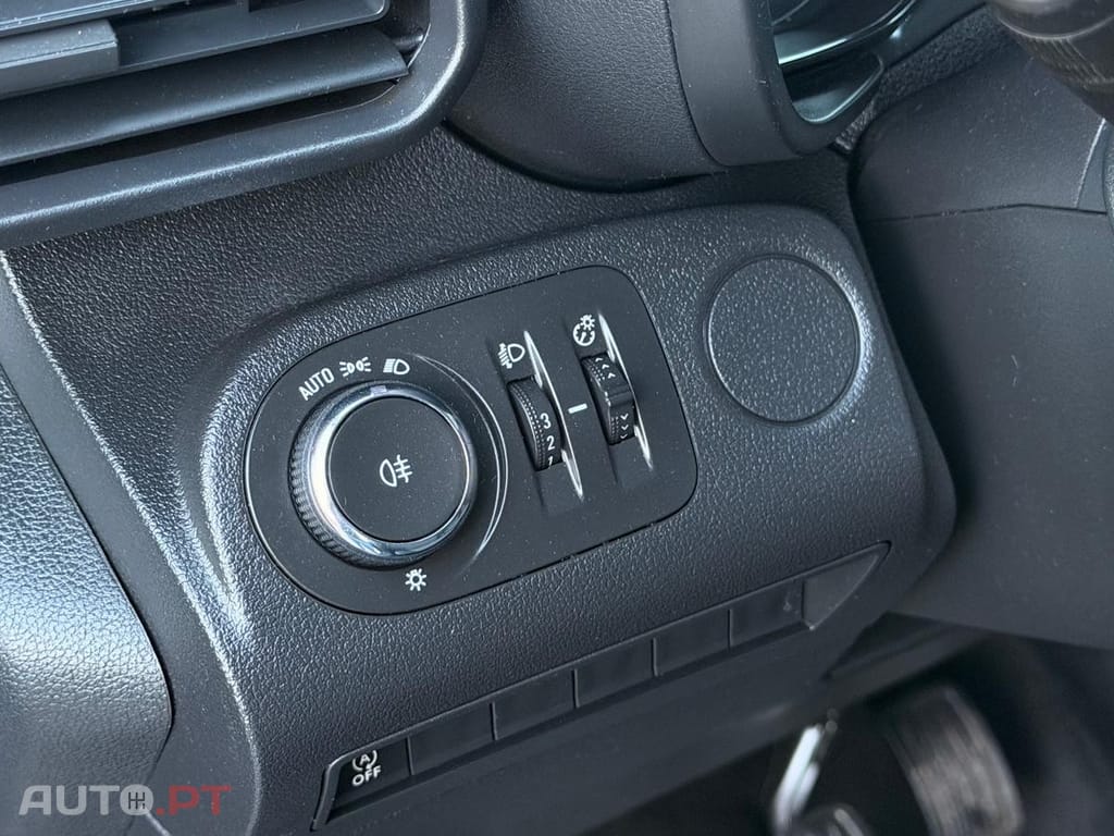 Opel Combo L2  LONGA 3 LUGARES