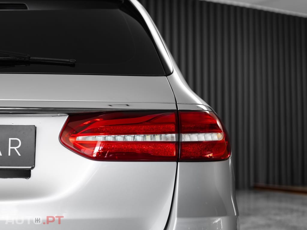 Mercedes-Benz E 220 D AMG