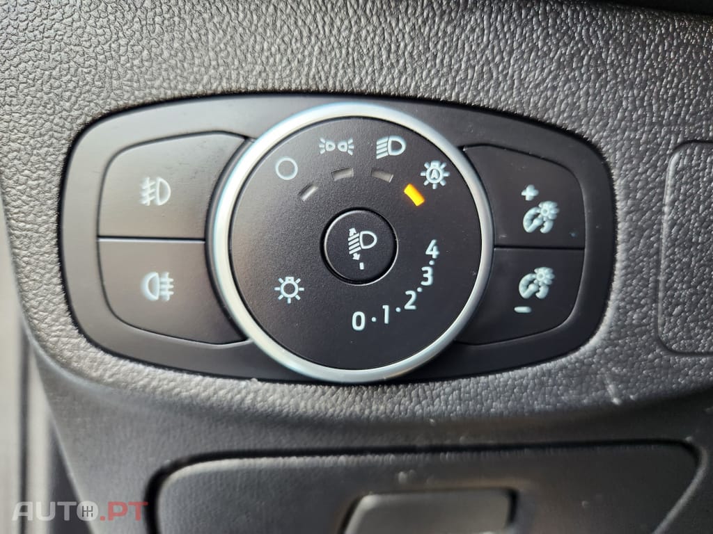 Ford Focus SW 1.5 TDCi EcoBlue ST-Line