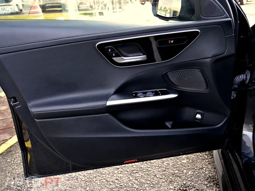 Mercedes-Benz C 300 d AMG Line