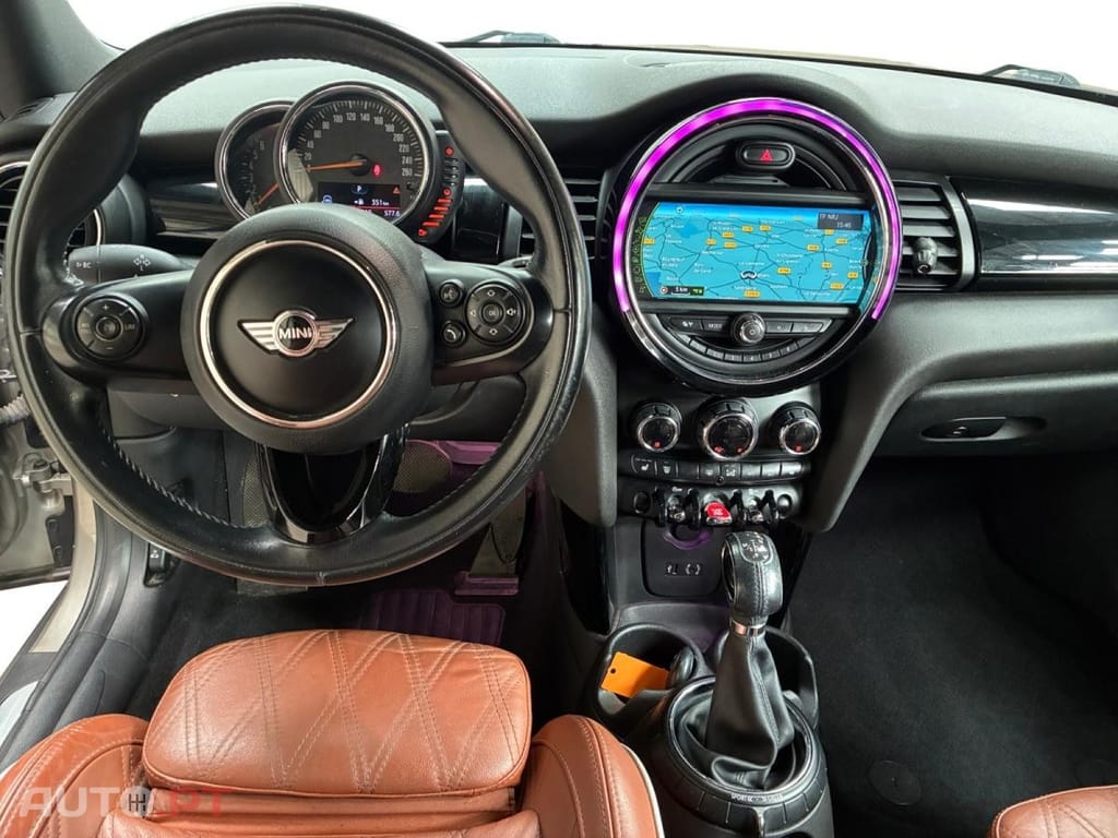 MINI Cabrio Cooper S Finition Red Hot Chili