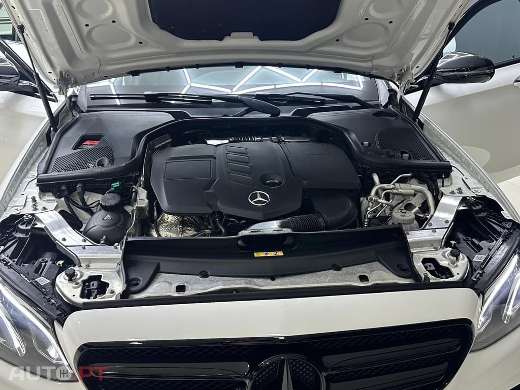 Mercedes-Benz E 300 de AMG Line