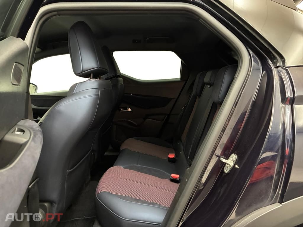 DS DS3 Crossback 1.5 BlueHDi Ines de la Fressange Paris EAT8