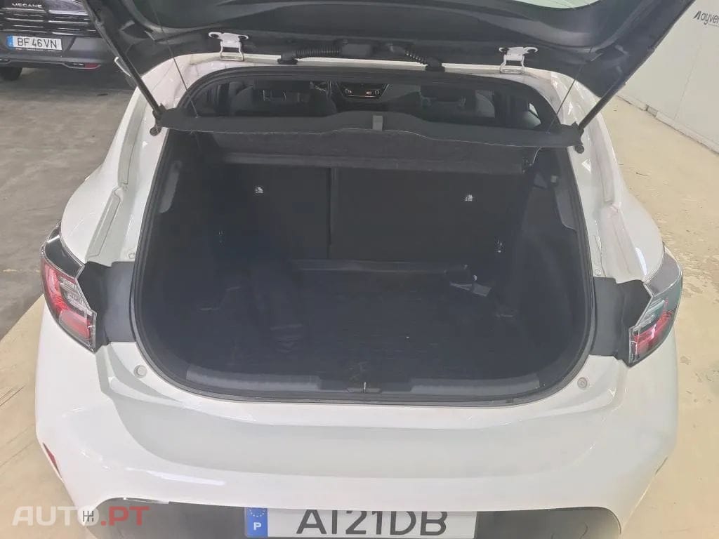 Toyota Corolla 1.8 Hybrid Comfort