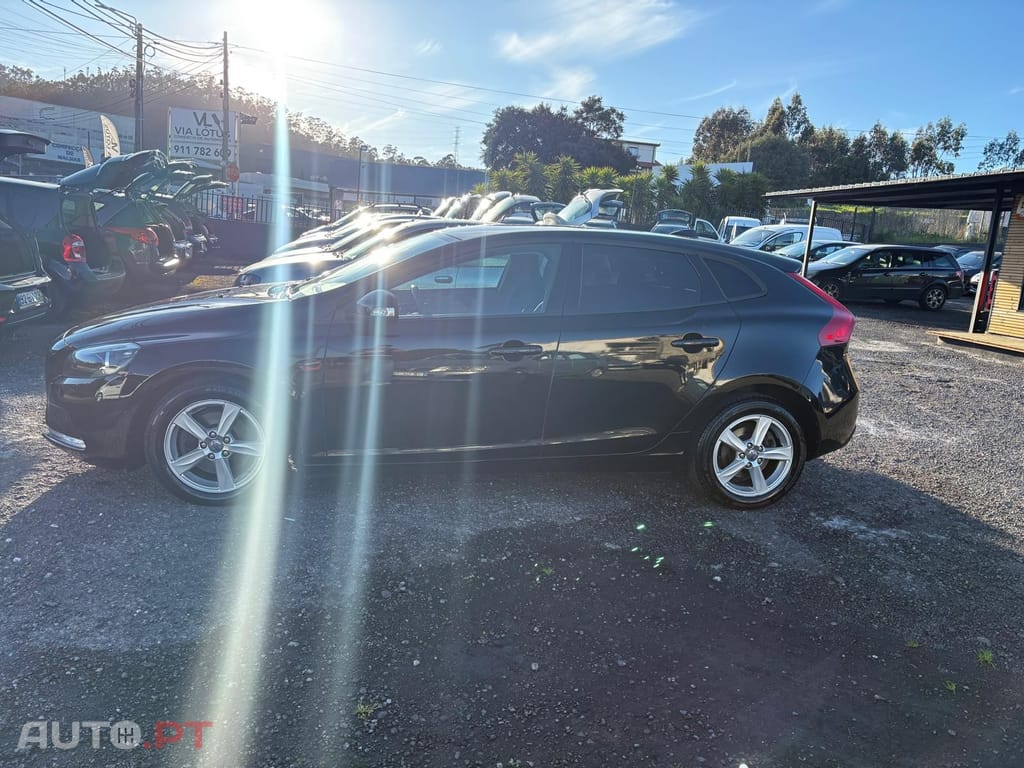 Volvo V40 1.6 D2 Kinetic Powershift