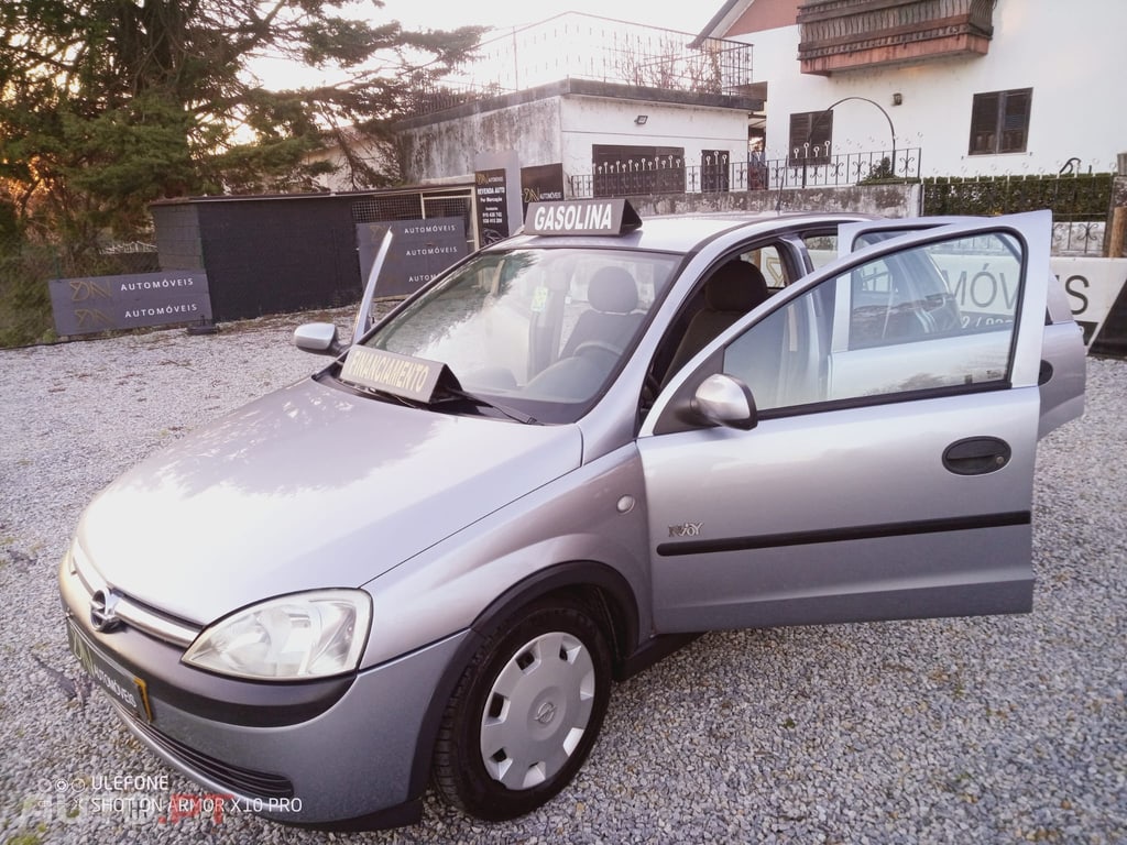 Opel Corsa 1.2 Poucos Kms!