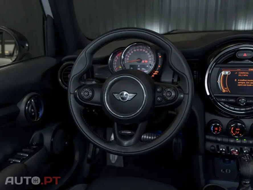 MINI Cooper Cooper D Aut.
