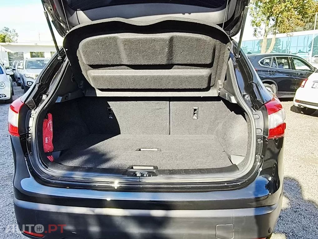 Nissan Qashqai 1.5 dCi N-Connecta RS+PS