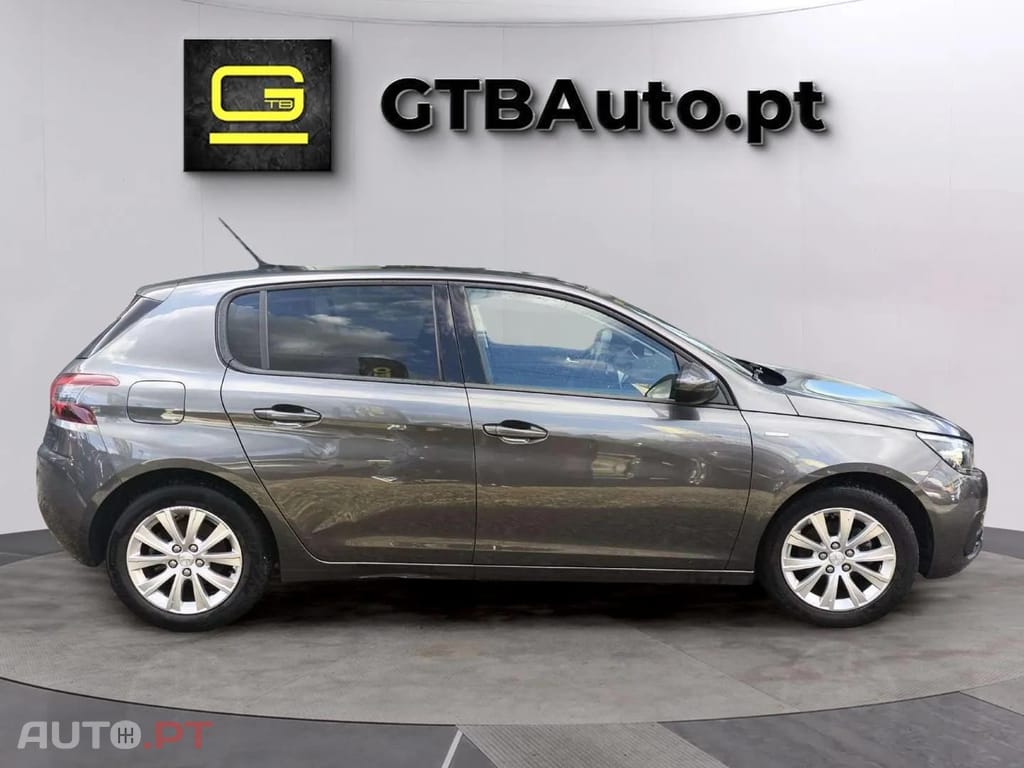 Peugeot 308 1.2i Style