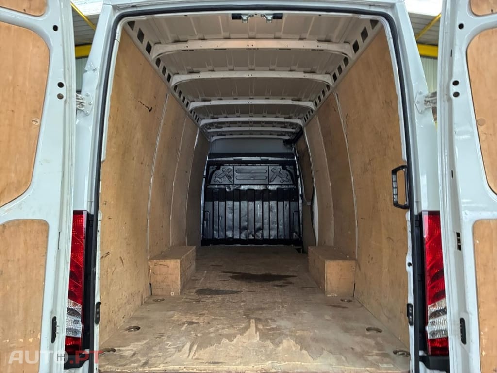 Iveco Daily 2.3 35S14H V16/P H2