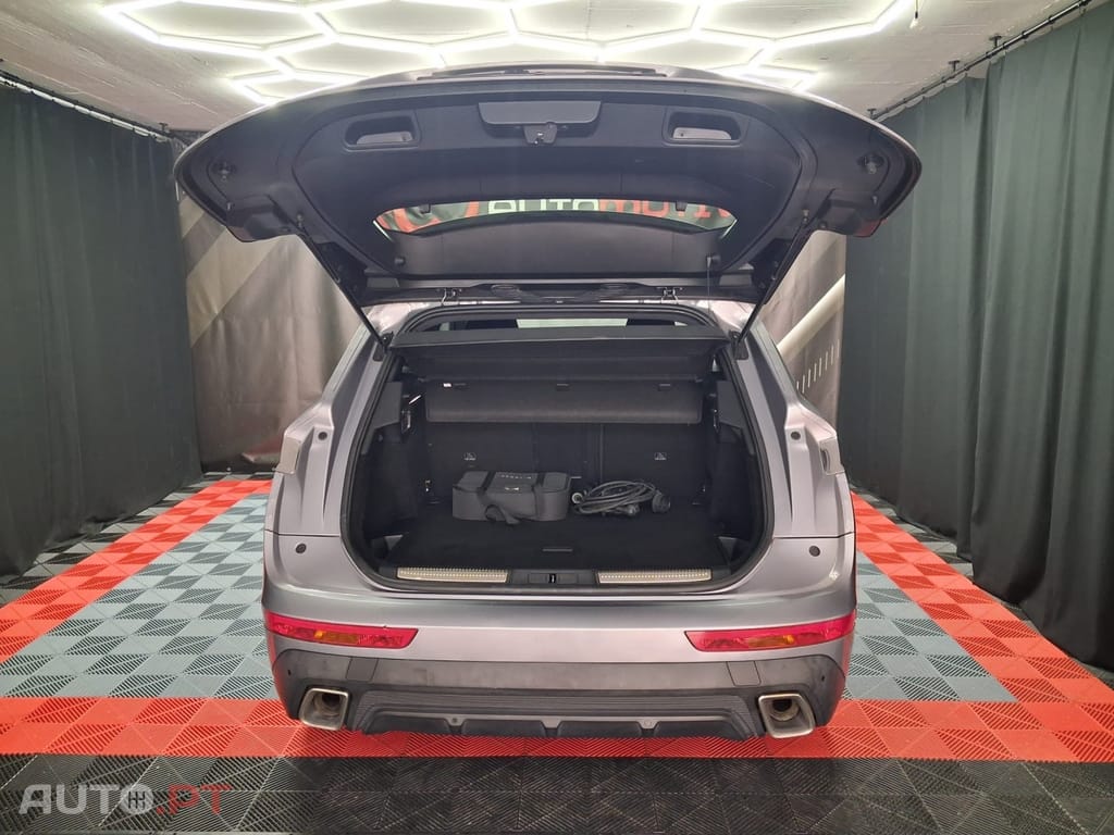 DS 7 Crossback E-Tense So Chic EAT8 — fotografia 7