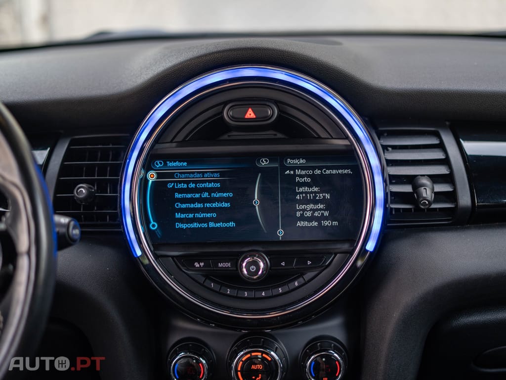 MINI Cooper Cooper D Auto