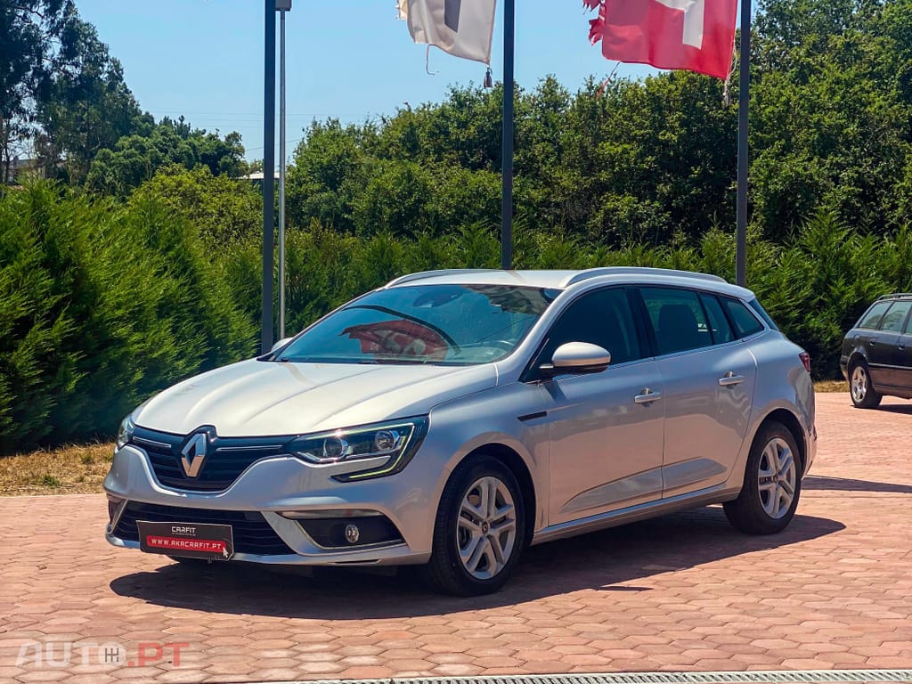 Renault Mégane Sport Tourer 1.5 Blue dCi Intens EDC
