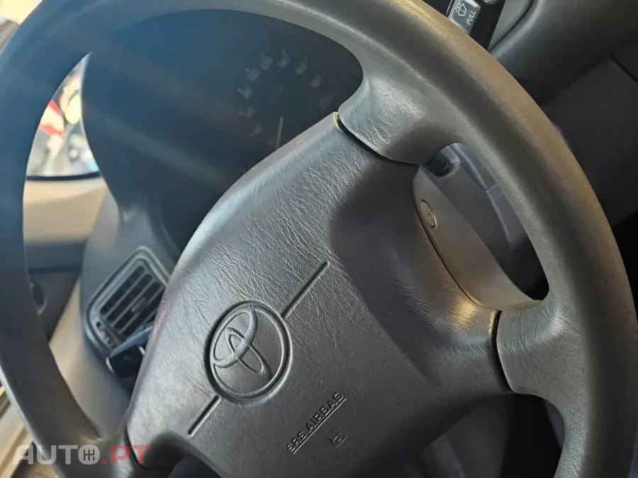 Toyota Corolla 2.0 D-4D Sol