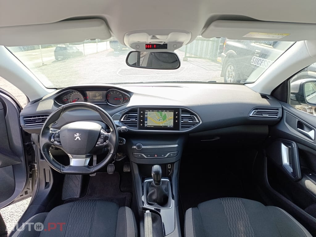 Peugeot 308 1.2 PureTech Style