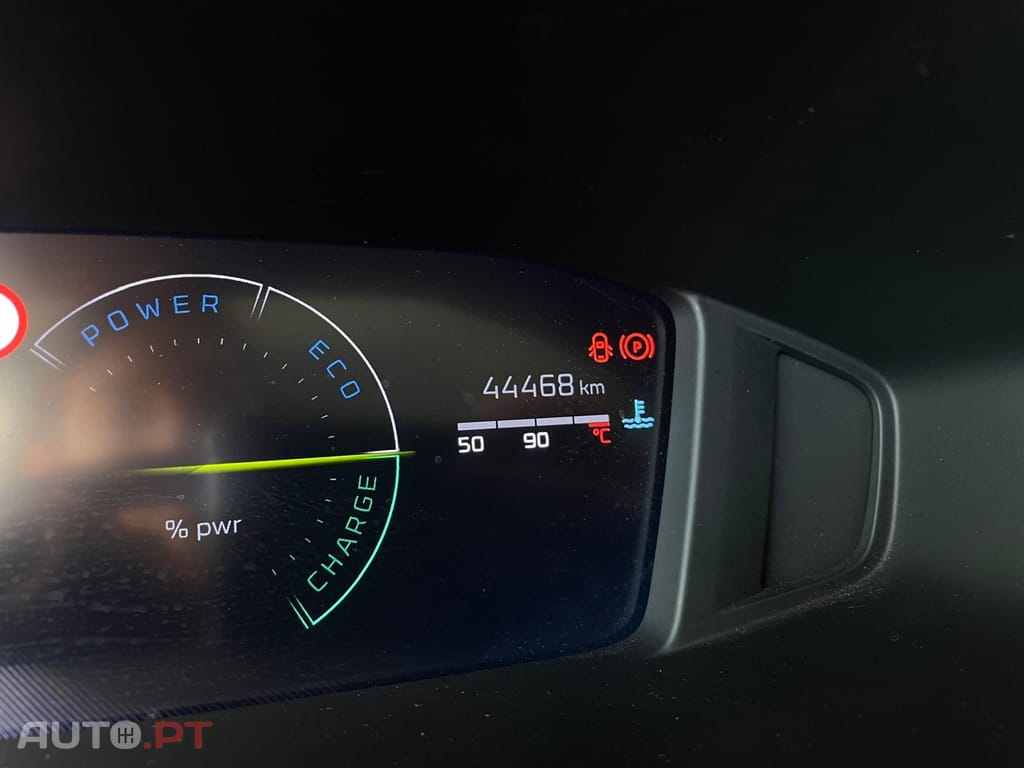 Peugeot 208 1.2 Hybrid Allure e-DCS6