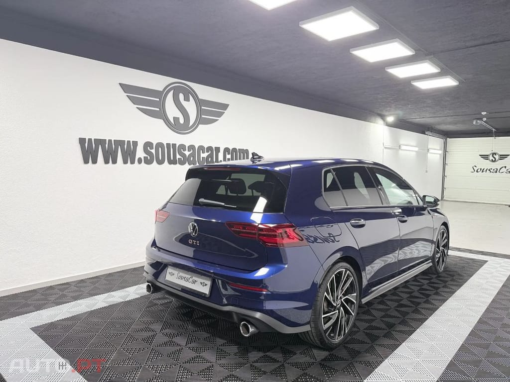 Volkswagen Golf GTI 2.0 TSI OPF DSG Performance