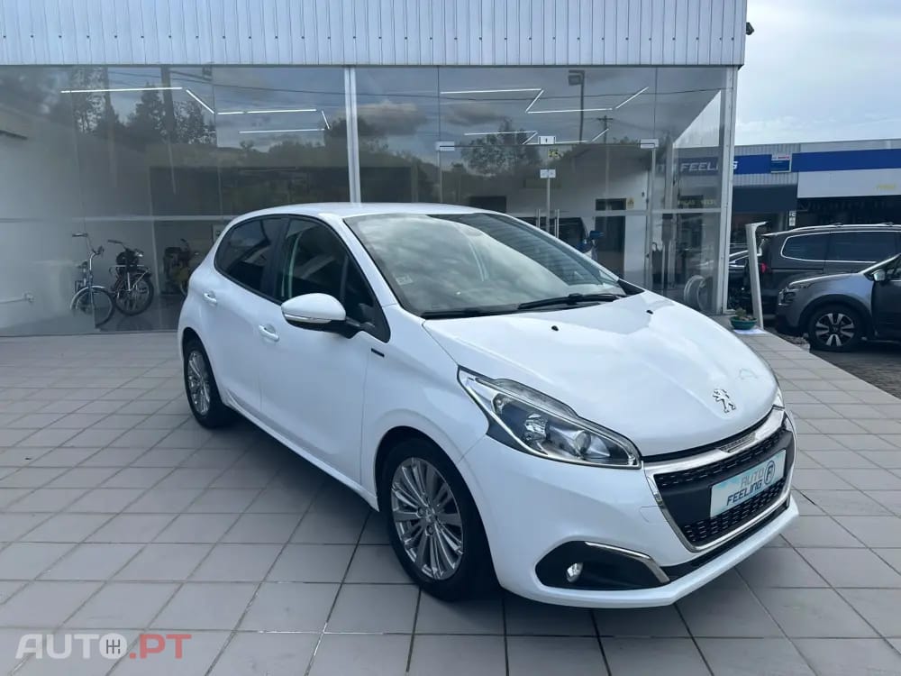 Peugeot 208 1.5 BlueHDi Signature