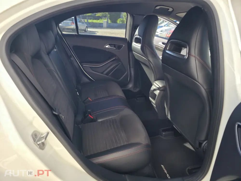 Mercedes-Benz A 180 d AMG Line