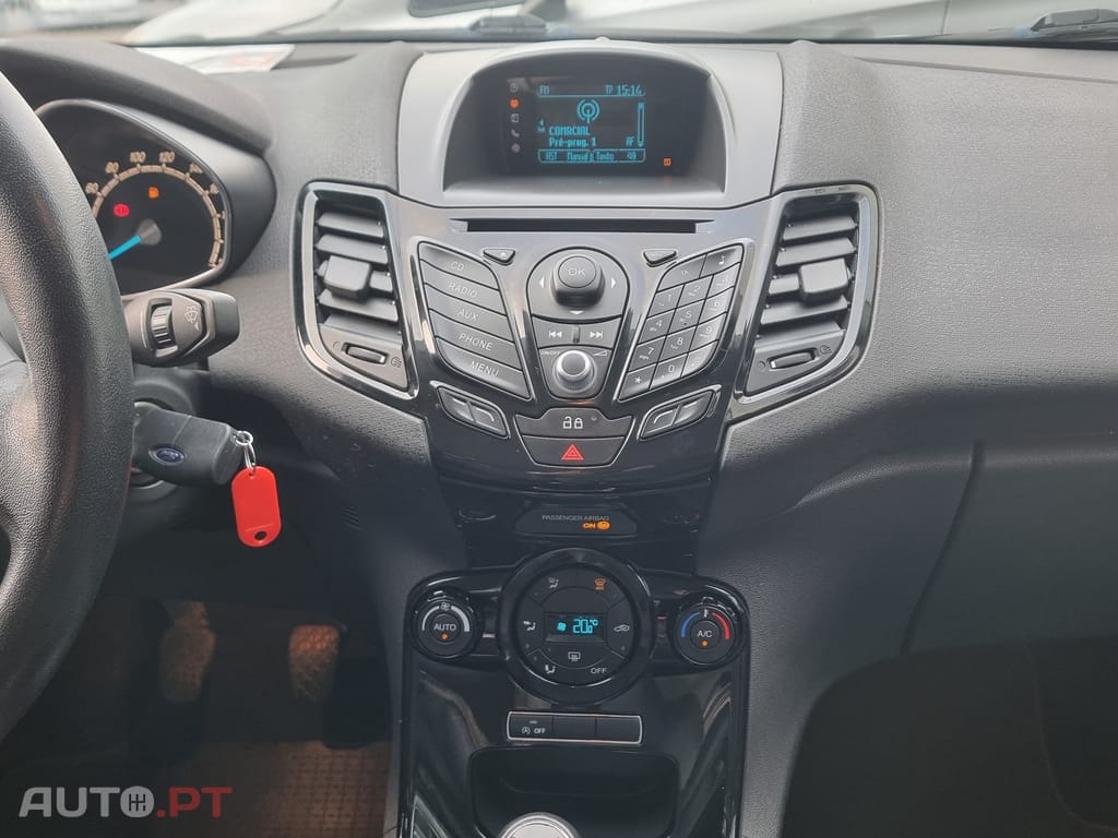 Ford Fiesta 1.0 T EcoBoost Titanium