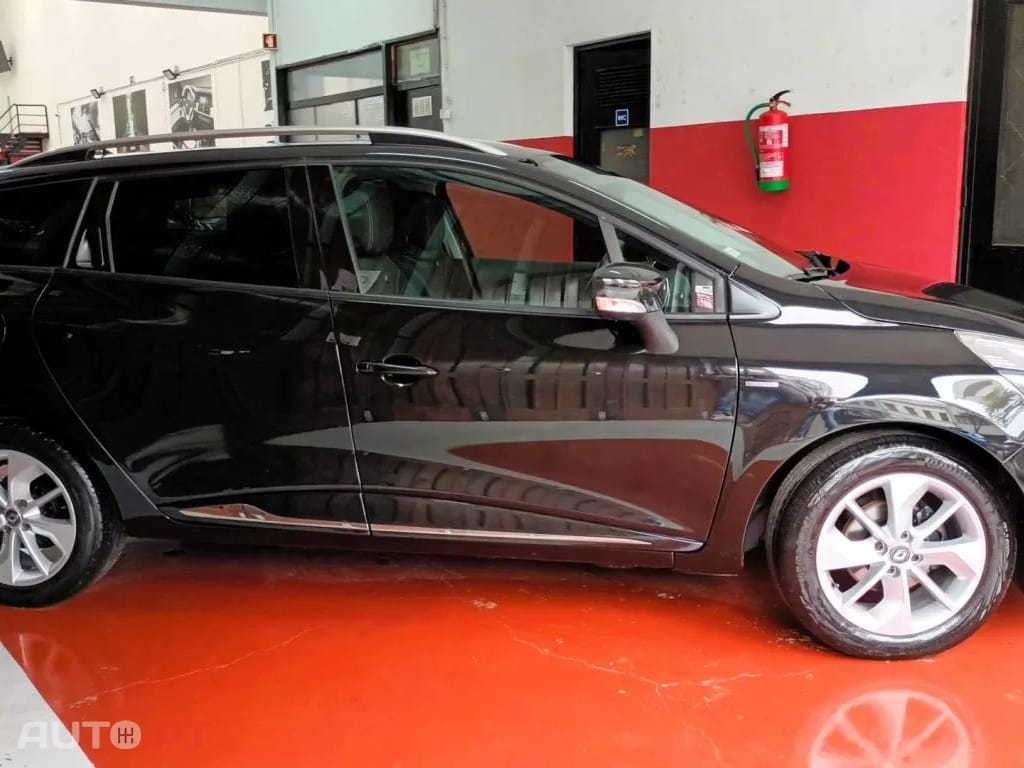 Renault Clio Sport Tourer 0.9 TCE Limited