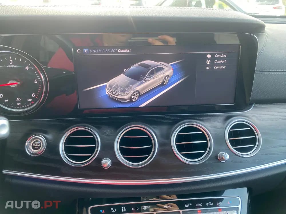 Mercedes-Benz E 220 d AMG Line