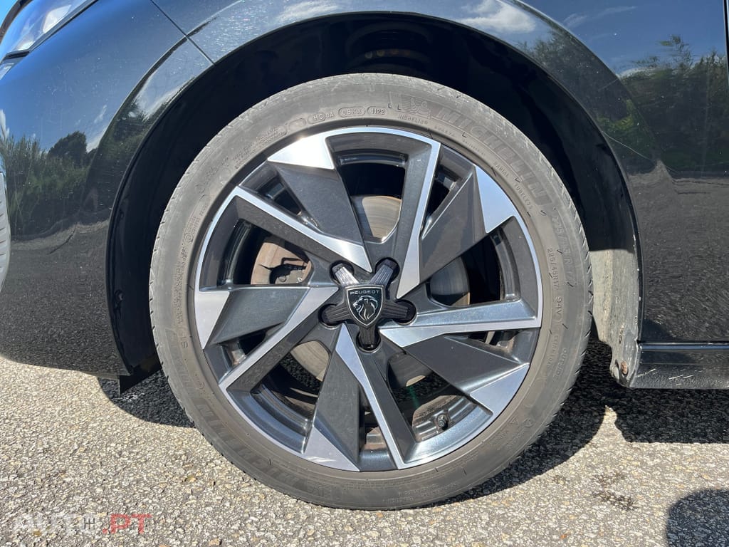 Peugeot 308 BlueHDi FAP 130 EAT8 Stop & Start Allure