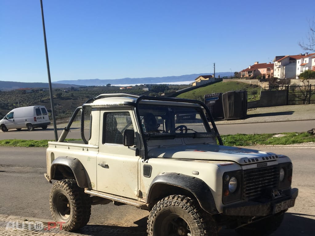 Land Rover Defender 90 cabtruck