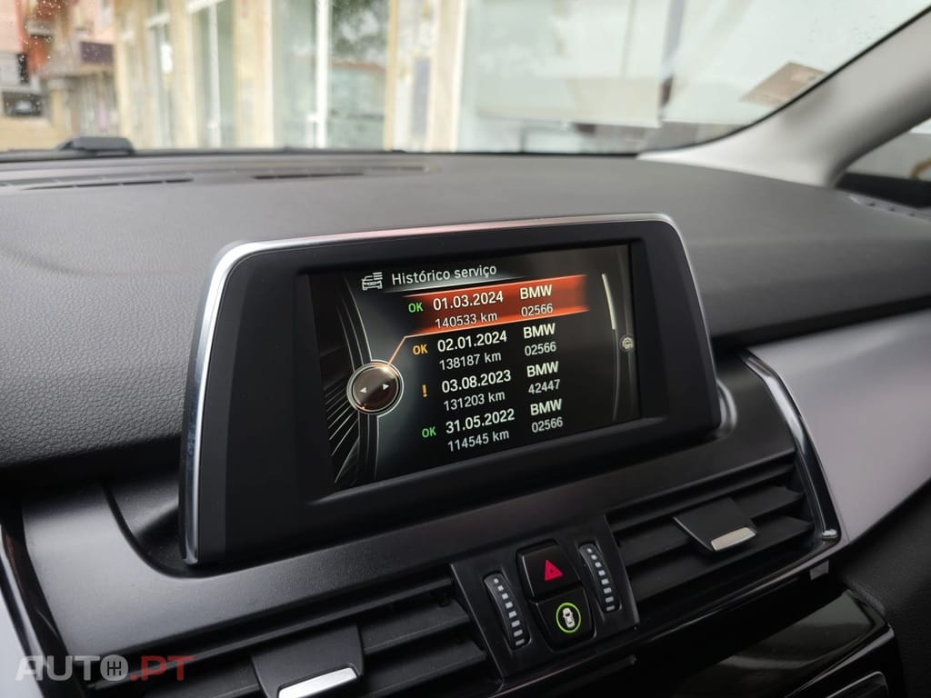 BMW 216 d Advantage