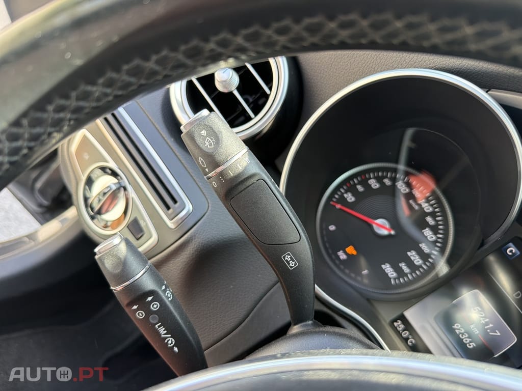 Mercedes-Benz C 300 BlueTEC Hybrid AMG Line