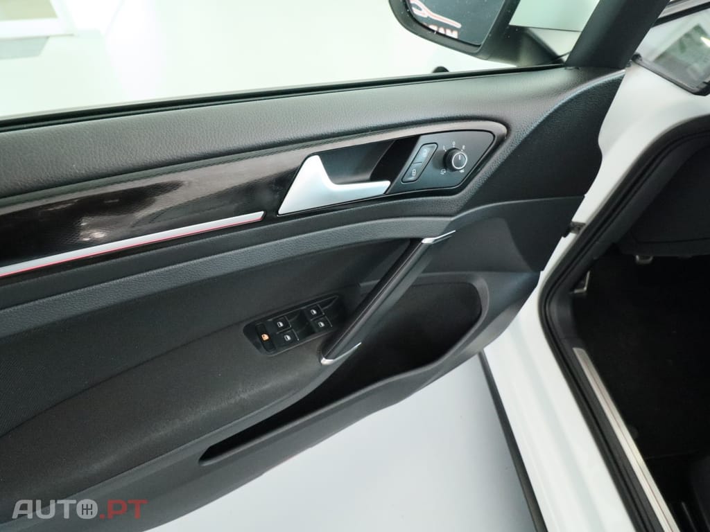 Volkswagen Golf 2.0 TSi GTi Performance