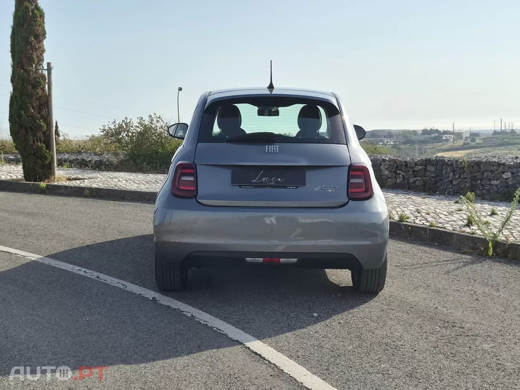 Fiat 500e 42 kWh Icon