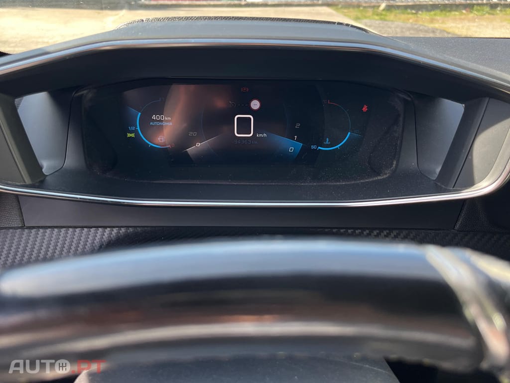 Peugeot 208 Puretech 1.2 GT