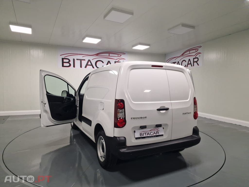 Peugeot Partner 1.6 BlueHDi L1 Premium 3L