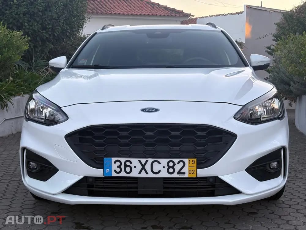 Ford Focus SW 1.0 EcoBoost ST-Line