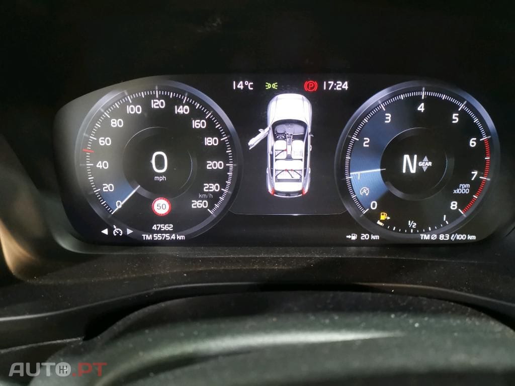 Volvo XC40 1.5 T2 Momentum Core